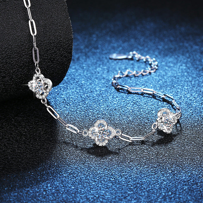 [Sparkle]TRIPLE-CLOVER MOISSANITE BRACELET