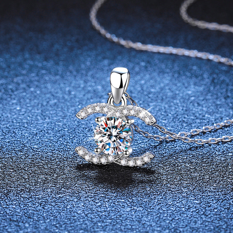 [sparkle]CLASSIC INTERLOCKING MOISSANITE PENDANT NECKLACE