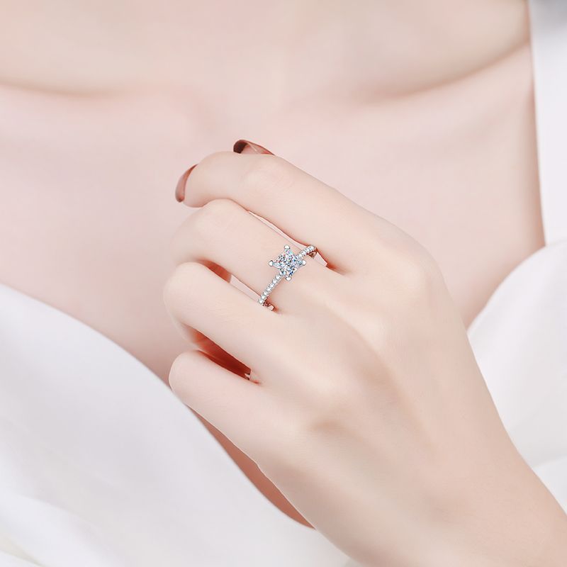 [sparkle]ELEGANT PRINCESS CUT MOISSANITE ENGAGEMENT RING