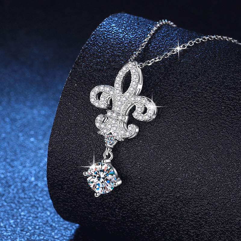 [sparkle]ROYAL FLEUR-DE-LIS MOISSANITE PENDANT NECKLACE