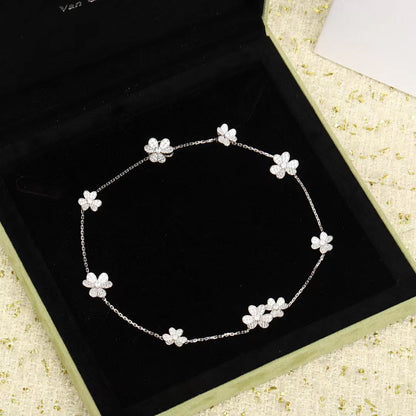 [sparkle Jewelry ]FRIVOLE SILVER 9 FLOWERS NECKLACE