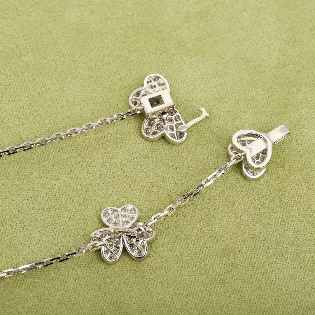 [sparkle Jewelry ]FRIVOLE SILVER 9 FLOWERS NECKLACE
