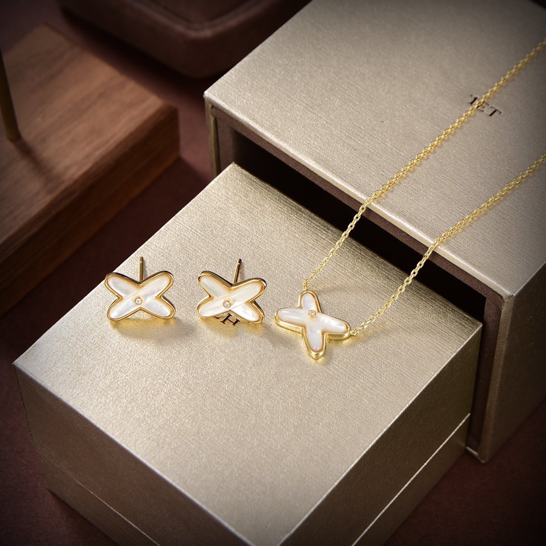[sparkle Jewelry ]JEUX DE WHITE MOP GOLD DIAMOND EARRINGS