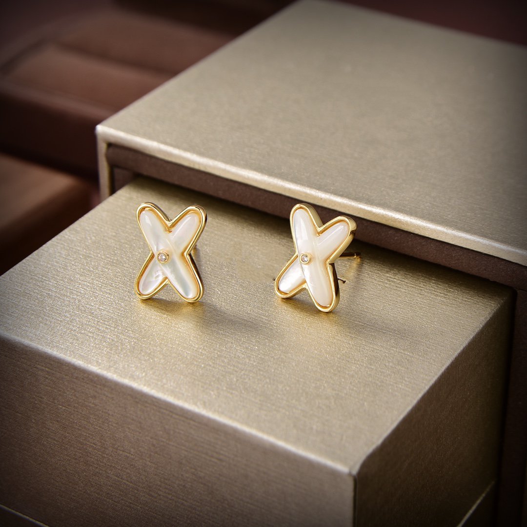 [sparkle Jewelry ]JEUX DE WHITE MOP GOLD DIAMOND EARRINGS