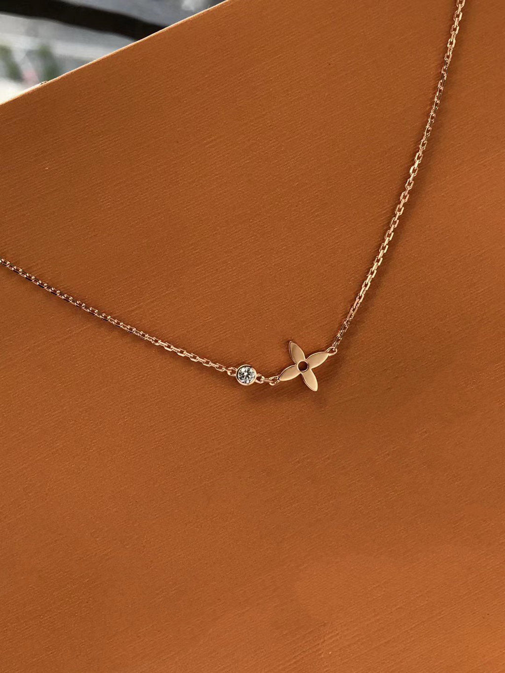 [sparkle Jewelry ]BLOSSOM PENDANT PINK GOLD AND DIAMOND