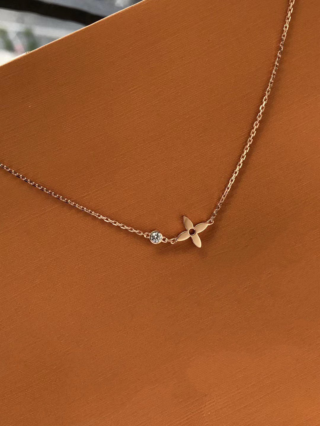 [Sparkle]BLOSSOM PENDANT ROSE GOLD AND DIAMOND