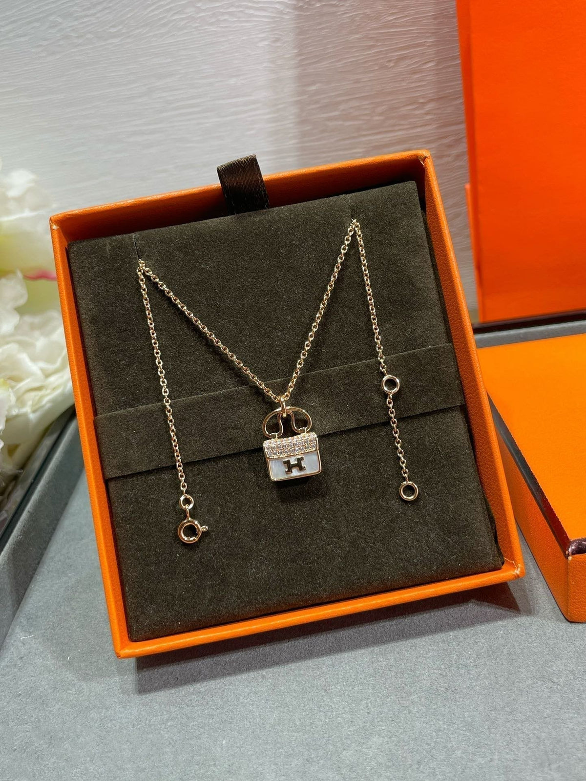 [sparkle Jewelry ]H CIRCE MOISSANITE PENDANT NECKLACE GOLD