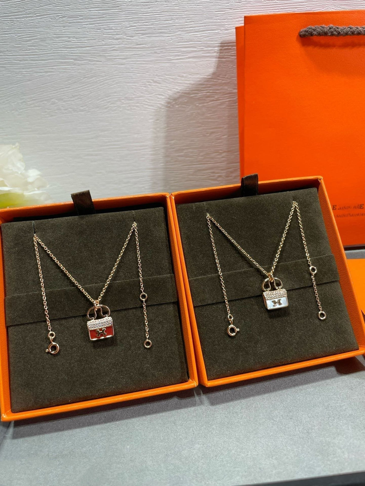 [sparkle Jewelry ]H CIRCE MOISSANITE PENDANT NECKLACE GOLD