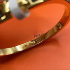 [sparkle Jewelry ]CLASSIC HM CLIC BLACK 8MM ENAMEL BRACELET