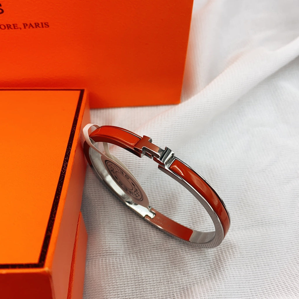 [sparkle Jewelry ]CLASSIC HM CLIC RED 8MM ENAMEL BRACELET
