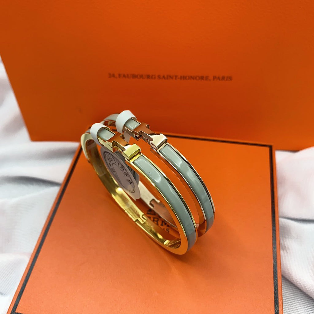 [sparkle Jewelry ]CLASSIC HM CLIC GREEN 8MM ENAMEL BRACELET