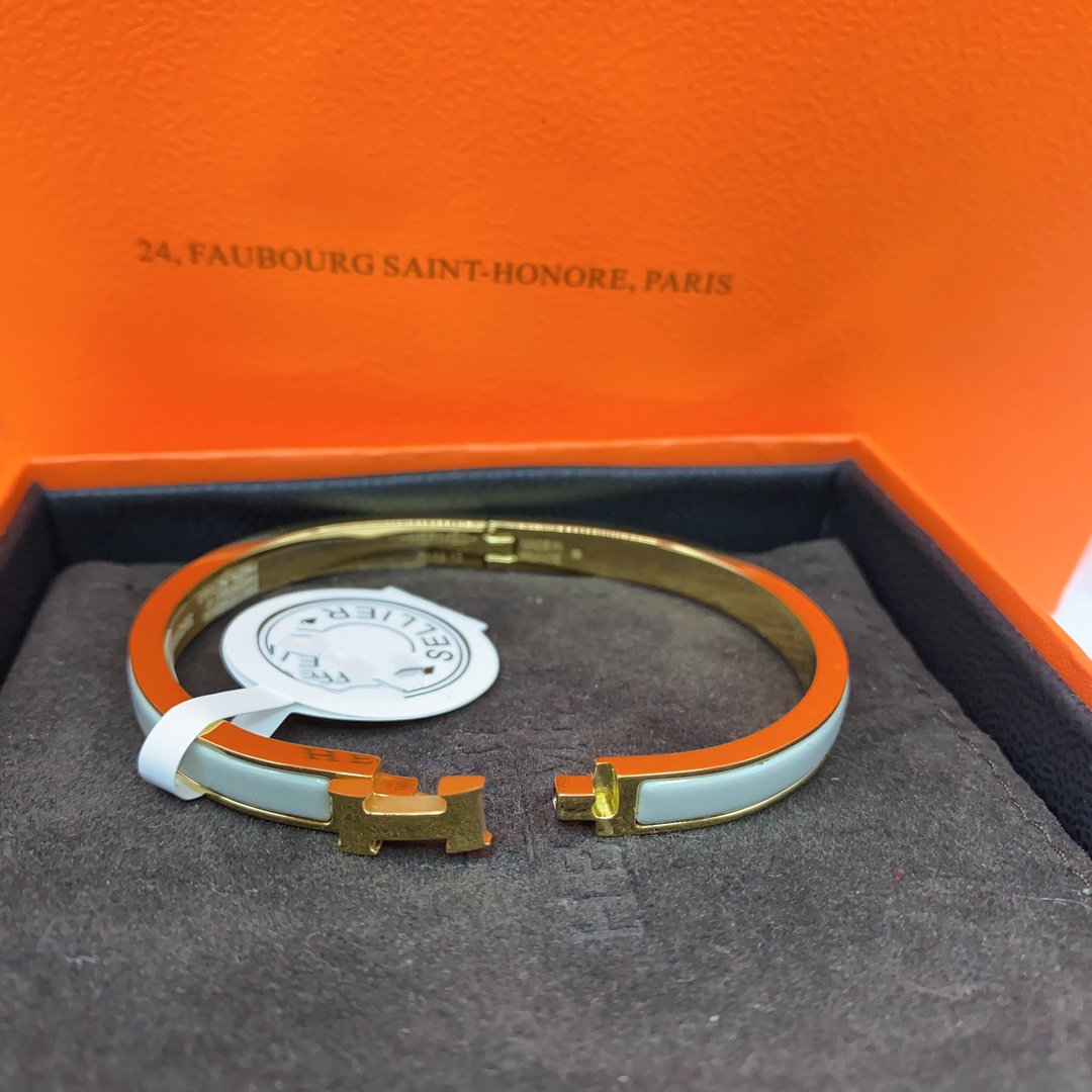 [sparkle Jewelry ]CLASSIC HM CLIC GREEN 8MM ENAMEL BRACELET
