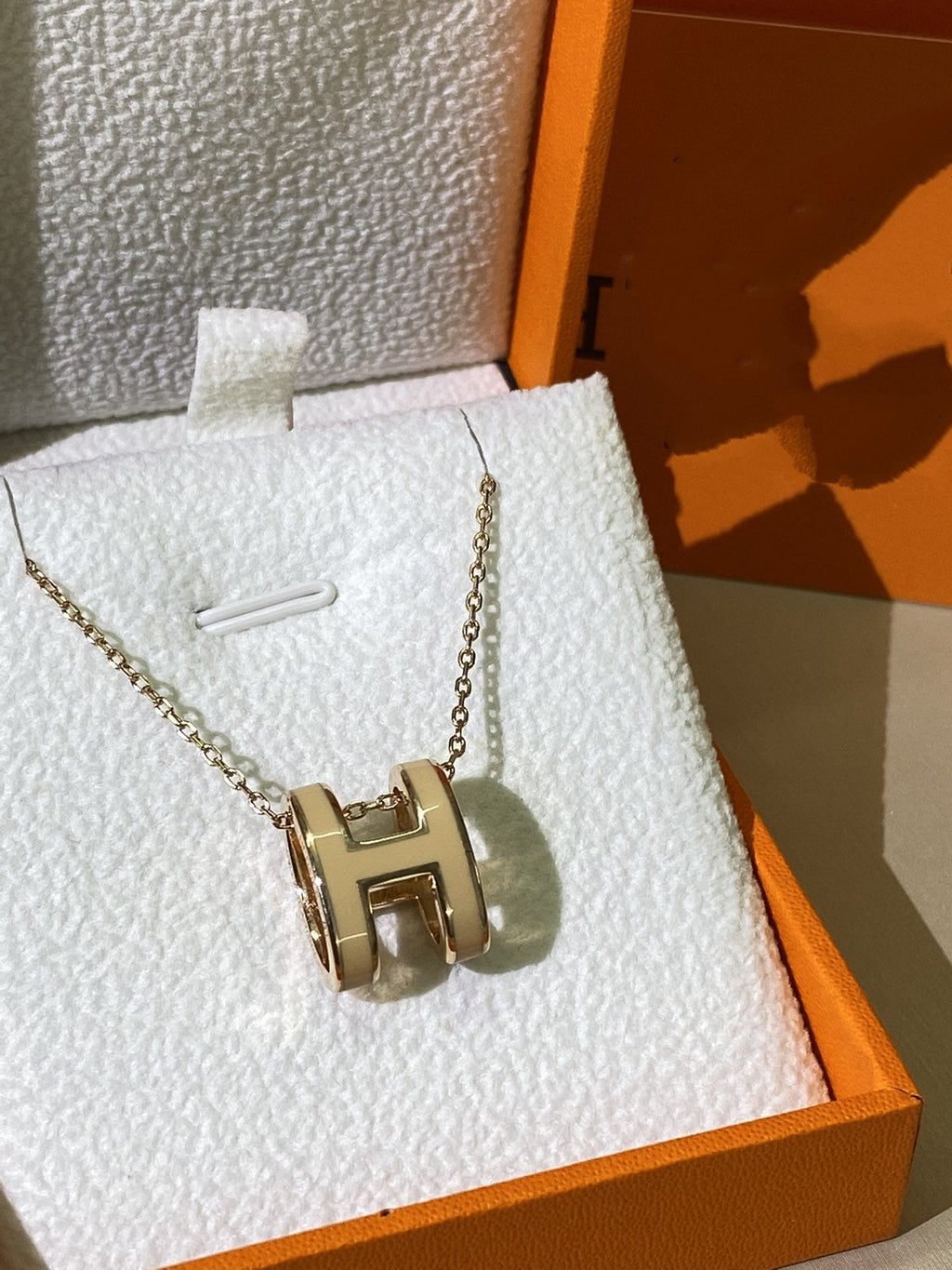 [sparkle Jewelry ]HM CLIC YELLOW ENAMEL GOLD NECKLACE