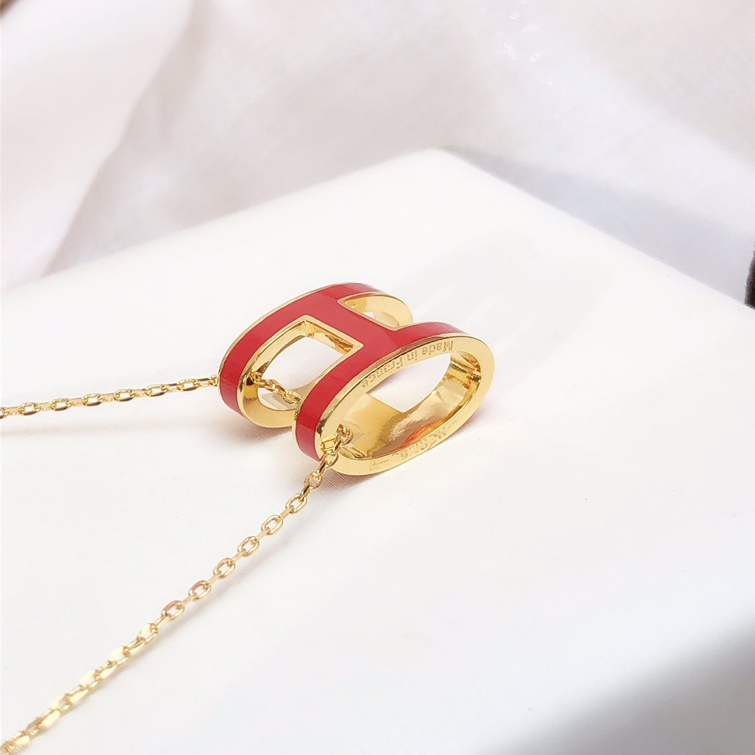 [Sparkle]HM CLIC ROT EMAILLIERTE GOLDHALSKEТTE