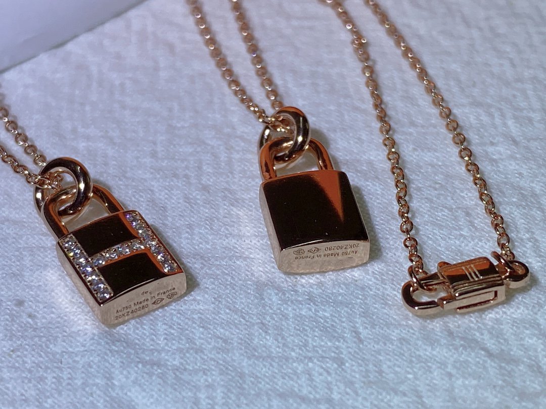 [sparkle Jewelry ]HM ADVANCED NICHE LOCK HEAD NECKLACE DIAMONDS