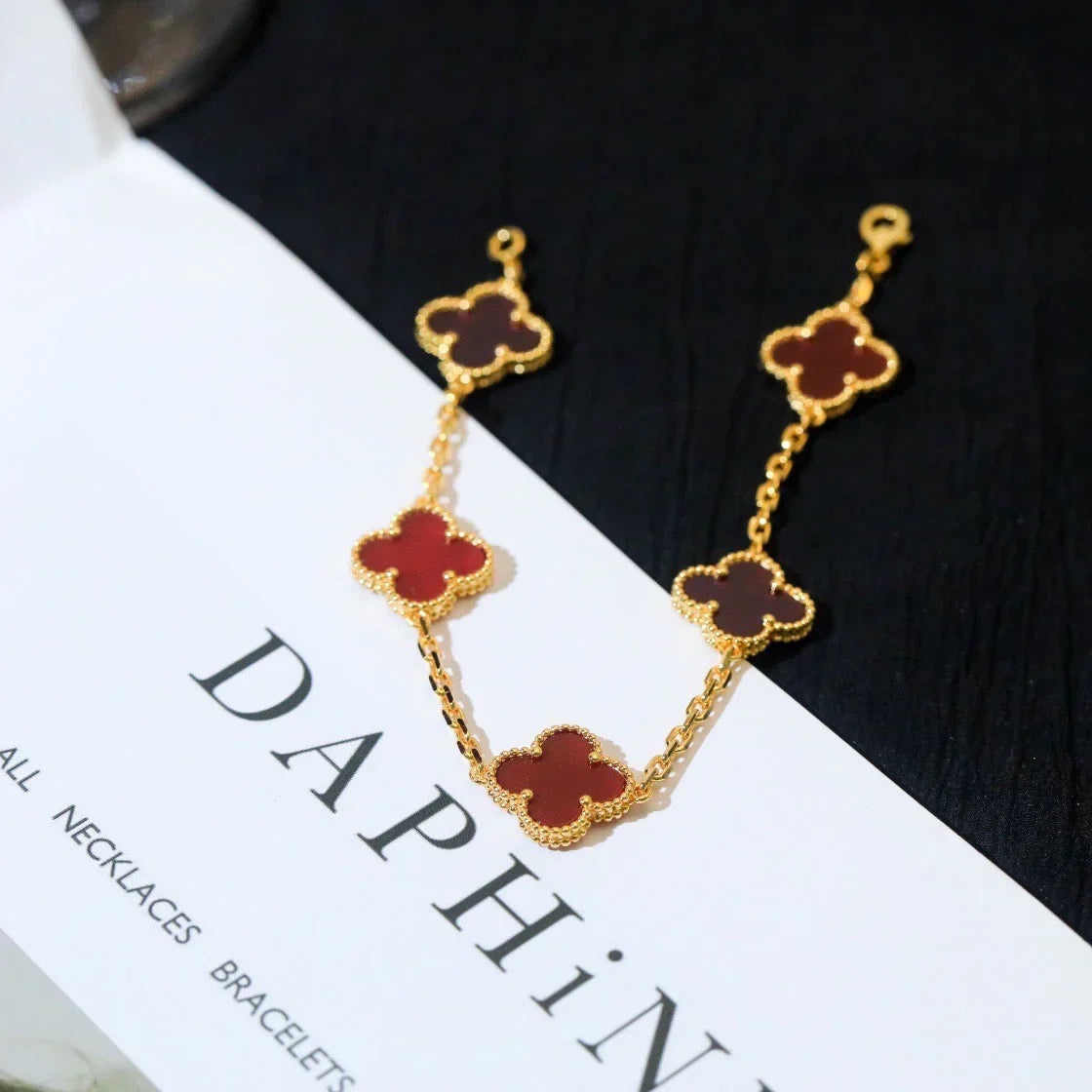 [sparkle Jewelry ] CLOVER 5 MOTIF RED CORNELIAN BRACELET COLLECTION
