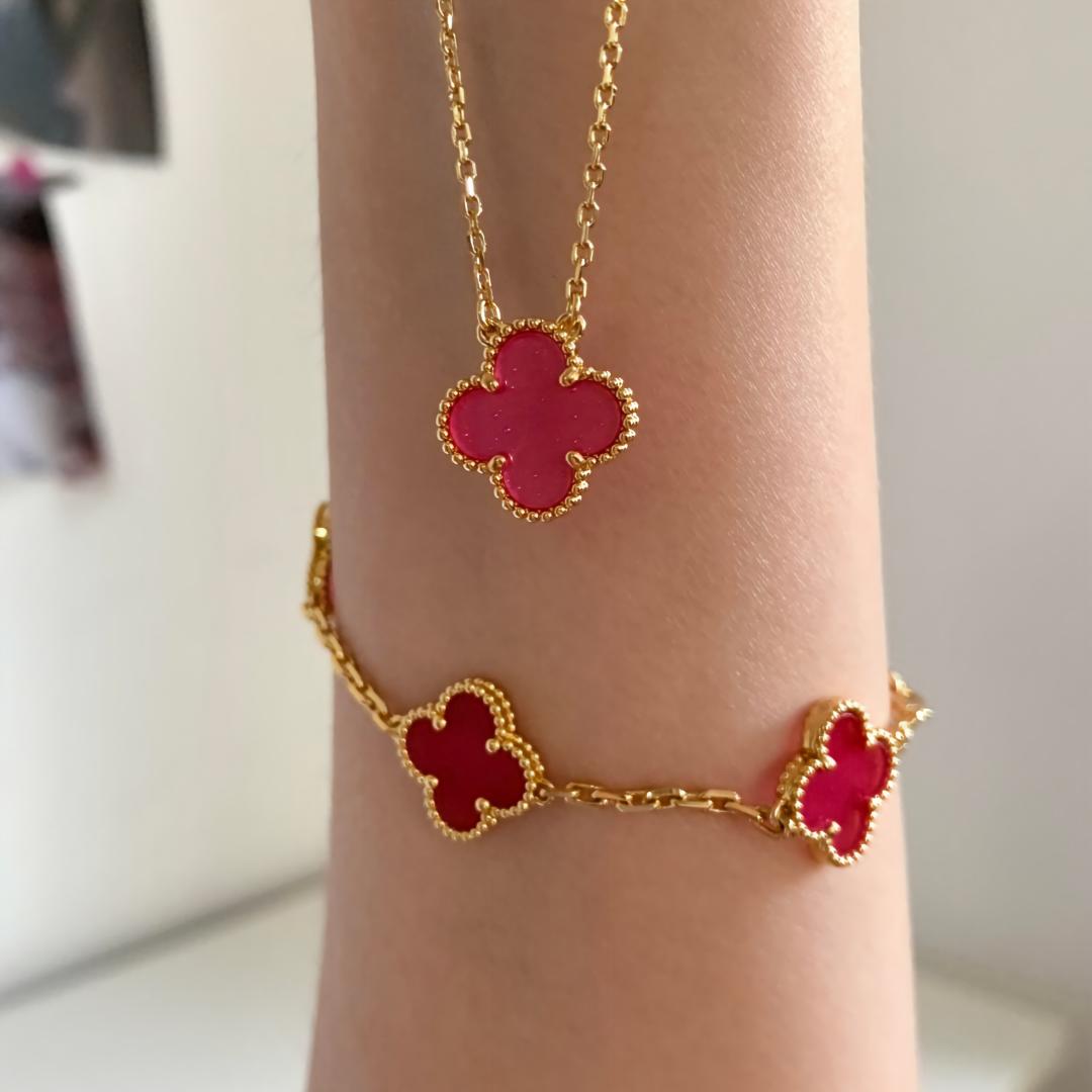 [sparkle Jewelry] sparkle 1 MOTIFS PINK ENAMEL NECKLACE