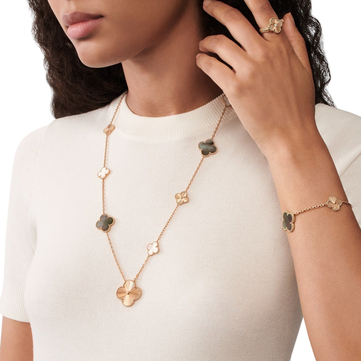 [sparkle Jewelry ]DETACHABLE CLOVER 15(11+4) FLOWER ROSE GOLD NECKLACE SET