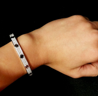 [Sparkle]KLASSISCHER 6.1MM LOVE ARMREIF – DIAMANT PAVÉ & SCHWARZE KERAMIK