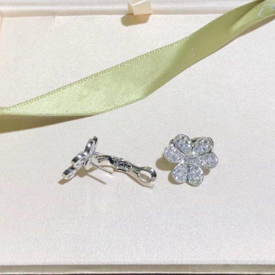[sparkle Jewelry ]FRIVOLE SILVER FLOWER DIAMOND EARRINGS