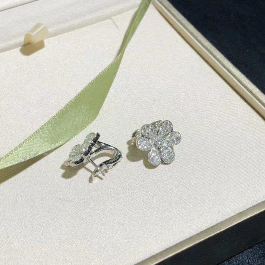 [sparkle Jewelry ]FRIVOLE SILVER FLOWER DIAMOND EARRINGS