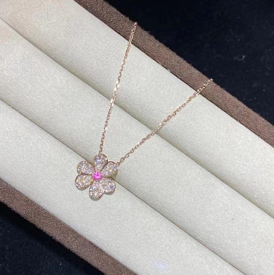 [Sparkle]PAVÉ DIAMOND BUTTERFLY CHARM NECKLACE