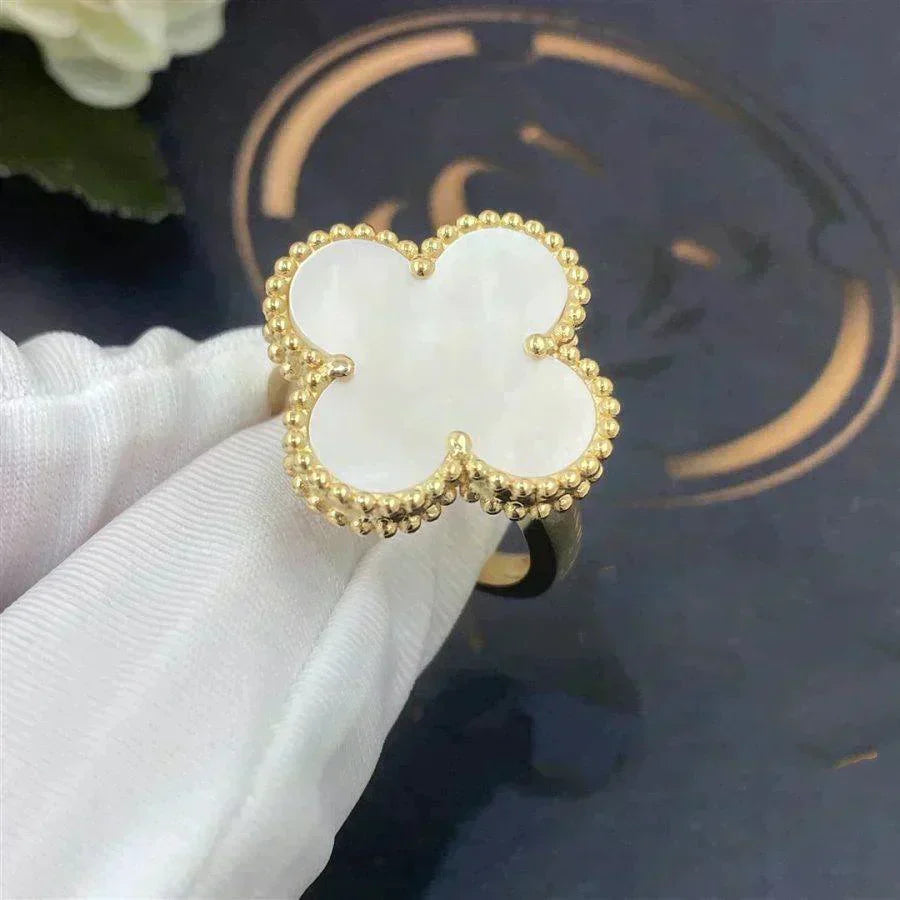 [sparkle Jewelry ]CLOVER WHITE MOP RING