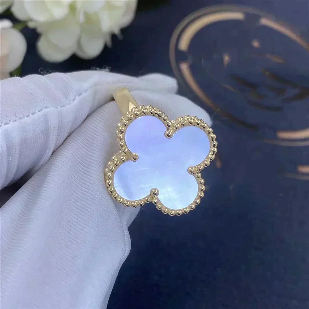 [sparkle Jewelry ]CLOVER WHITE MOP RING