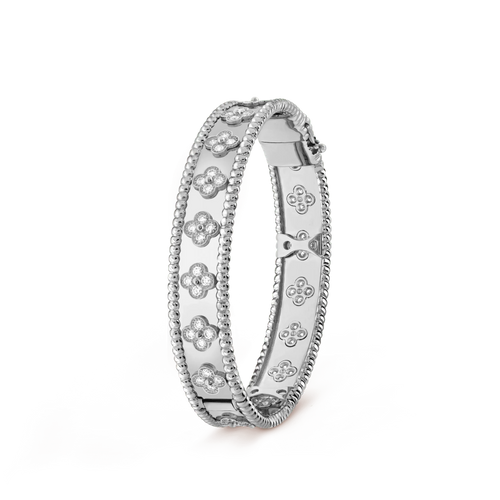 [sparkle Jewelry ]CLOVER BRACELET 8MM DIAMONDS