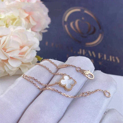 [sparkle Jewelry ]CLOVER WHITE MOP SINGLE FLOWER BRACELET