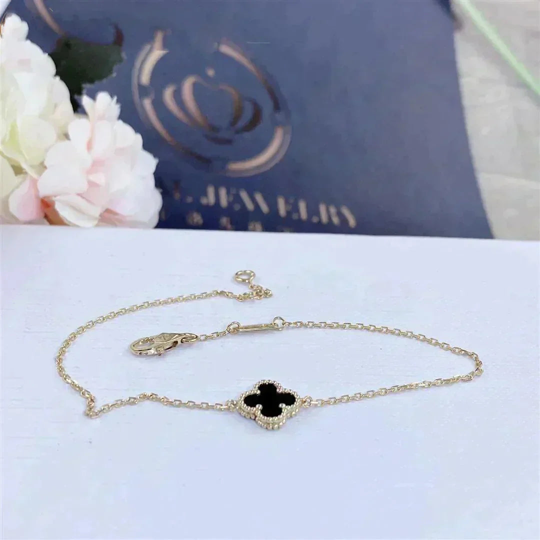 [sparkle Jewelry ]CLOVER ONYX SINGLE FLOWER BRACELET