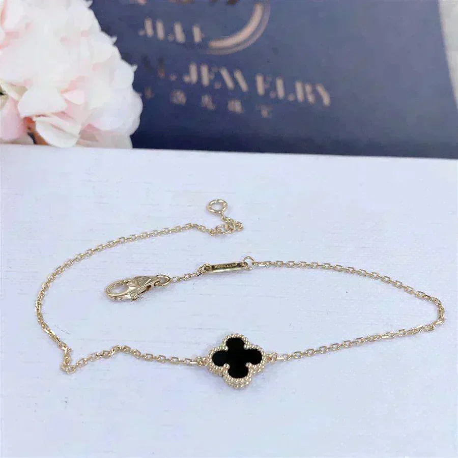 [sparkle Jewelry ]CLOVER ONYX SINGLE FLOWER BRACELET