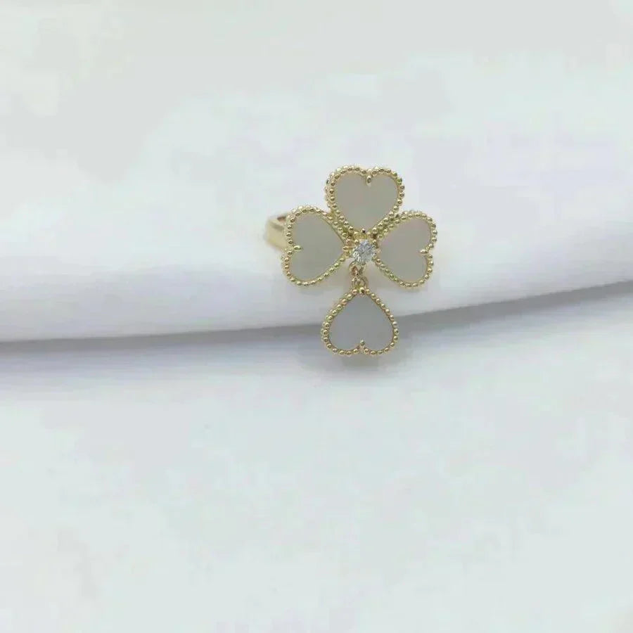 [sparkle Jewelry ]SWEET CLOVER WHITE MOP RING