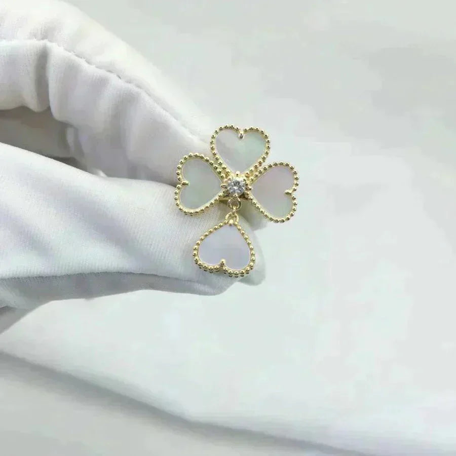 [sparkle Jewelry ]SWEET CLOVER WHITE MOP RING