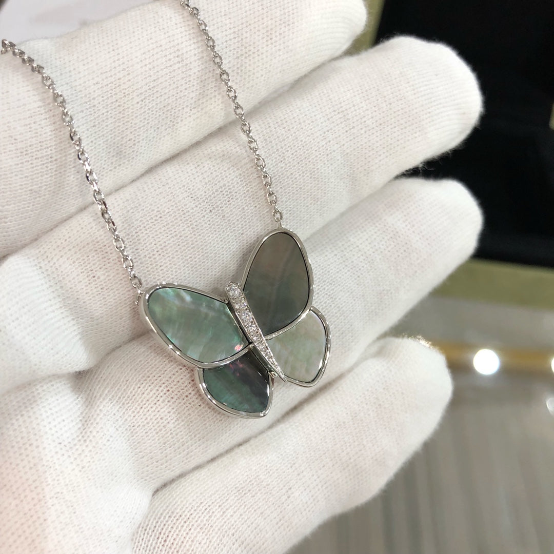[sparkle Jewelry ]LARGE BUTTERFLY SILVER PENDANT DIAMOND NECKLACE