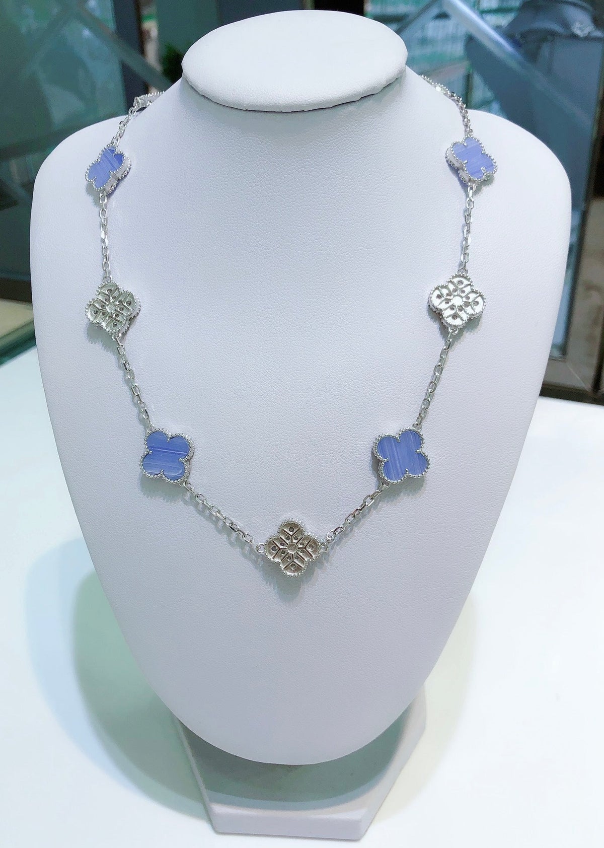 [sparkle Jewelry ]CLOVER 10 MOTIFS CHALCEDONY DIAMONDS SILVER NECKLACE